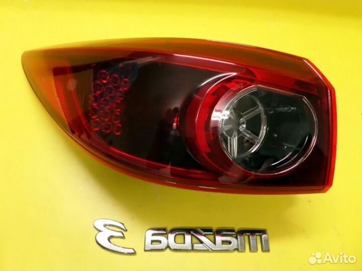 Фонарь задний левый внешний Мазда 3 BM Хэтчбек 13