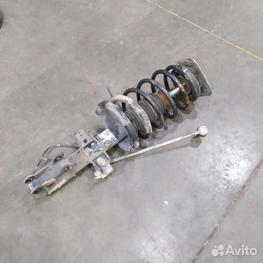 Амортизатор В сборе volvo XC70 2005-2007 30714478