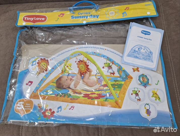 Развивающий коврик tiny love и акваковрик