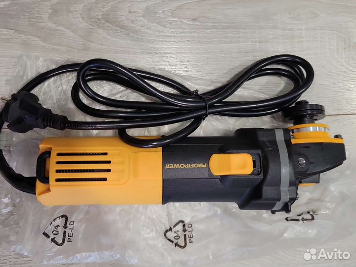 Новая болгарка 1100 ватт, ушм 125 мм диск