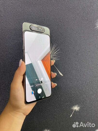 Samsung galaxy a80
