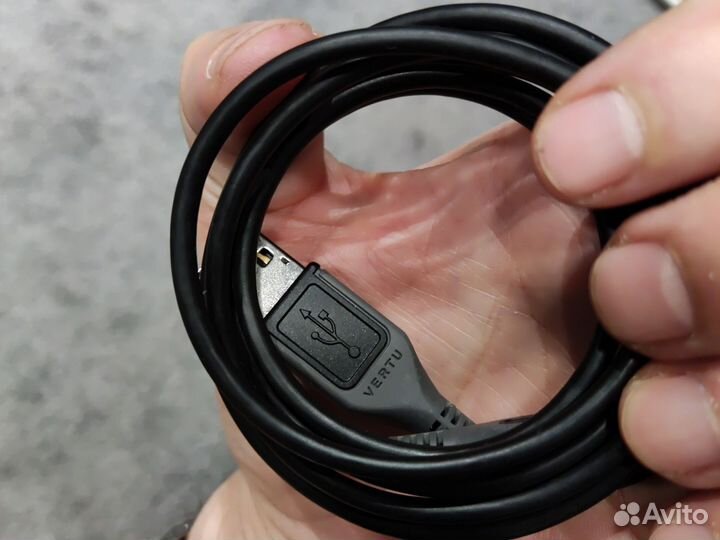 Шнурusb/ micro USB Vertu
