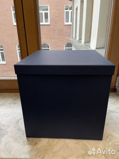 Подарочная коробка 30х30