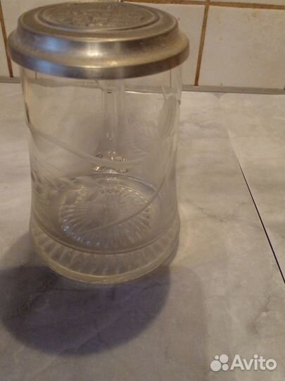 Немецкая пивная кружка с крышкой