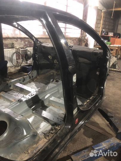 Центральная стойка правая citroen C4 B7 1.6 ат хетчбек