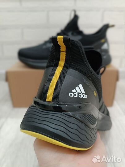 Мужские кроссовки Adidas 42размер