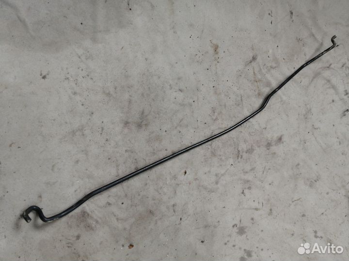 Упор капота Nissan Primera P11 рестайл. 1996-02