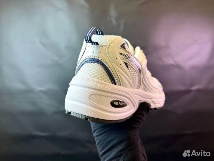 Кроссовки New Balance долговечные