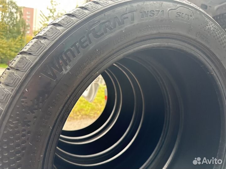 Kumho WinterCraft WS71 225/55 R19