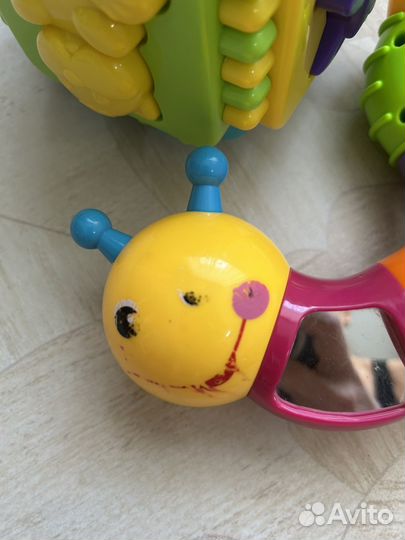Развивающие игрушки для малышей