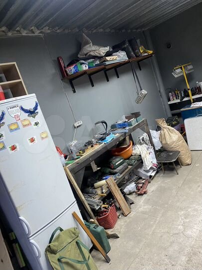 Гараж, > 30 м²