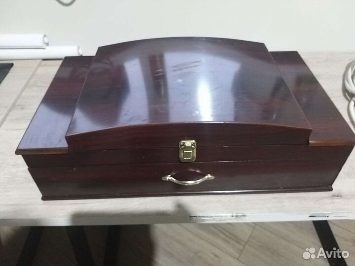 Шкатулка для украшений дерево