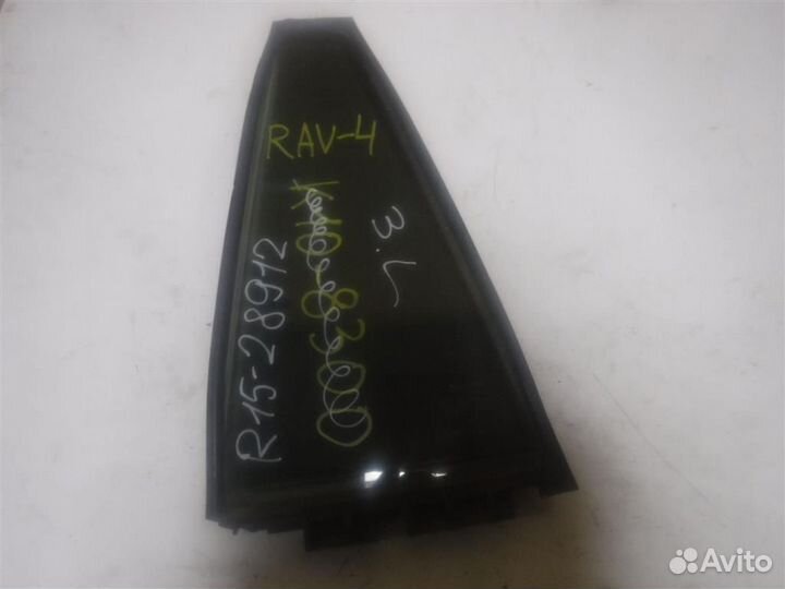 Стекло двери задней левой (форточка) Toyota RAV4