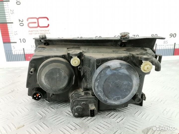 Фара правая Volkswagen Passat B3 1997