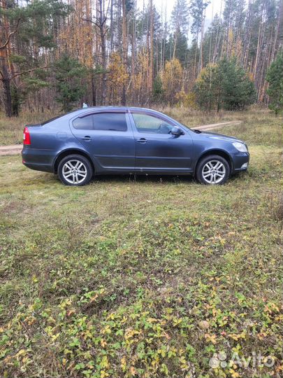 Skoda Octavia 1.6 AT, 2011, 158 000 км