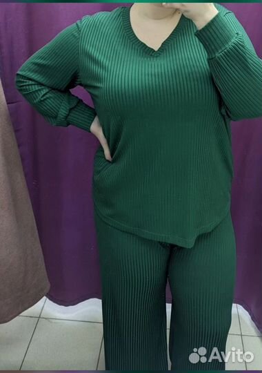 Костюм женский