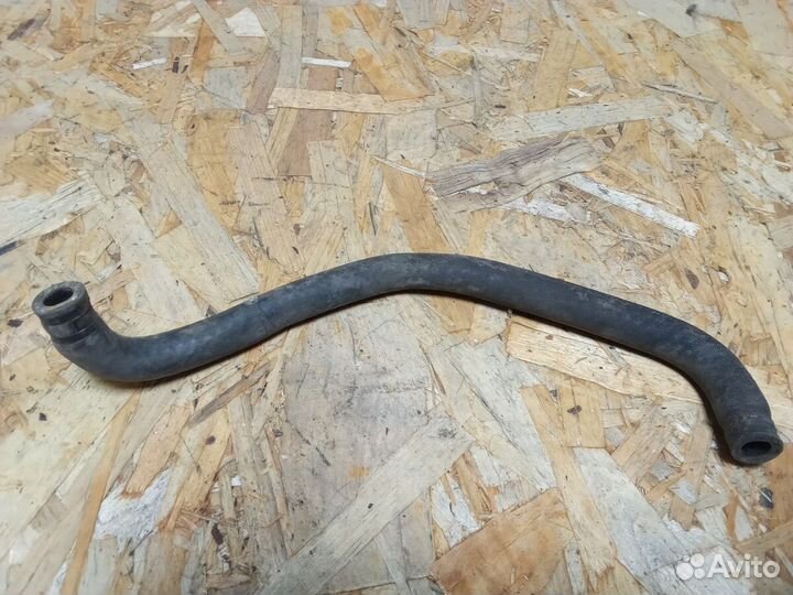 Шланг системы охлаждения Mitsubishi Galant (89-92 года) E31A, E32A, E33A, E35A, E37A, E39A, E34A
