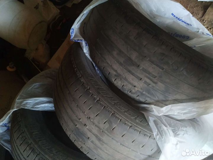 Bridgestone Dueler H/T 235/55 R18