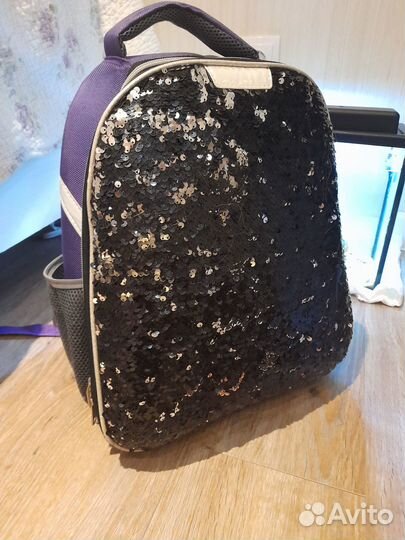 Школьный рюкзак