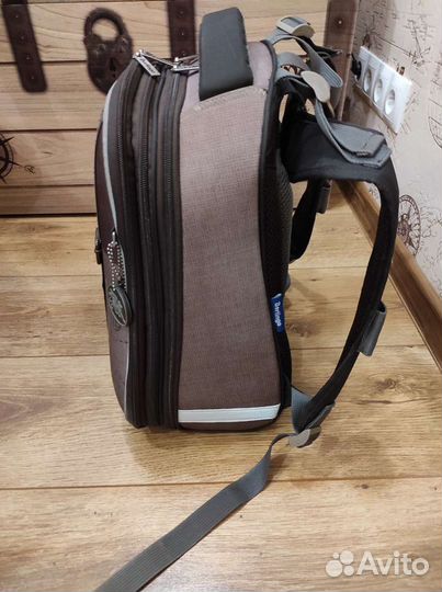 Продается рюкзак для школьника