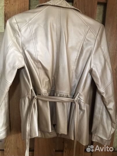 Куртка женская легкая 48