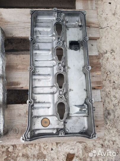 Клапанная крышка старекс D4CB