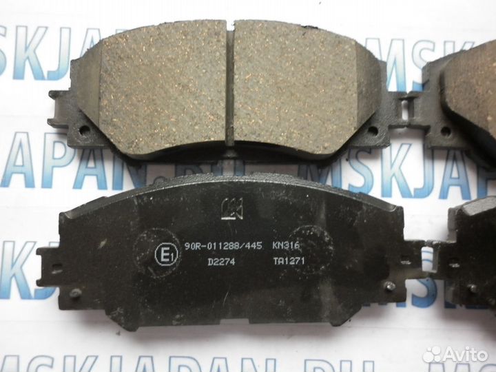 Колодки тормозные передние на RAV 4, Corolla