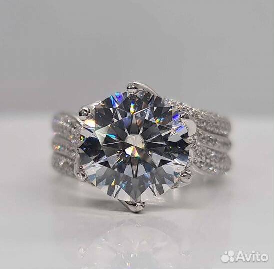 Кольцо с бриллиантом (муассанитом) 5ct