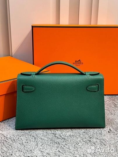 Hermes kelly pochette 22 cm green