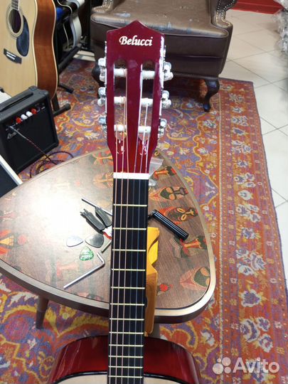 Классическая гитара Белуччи новая