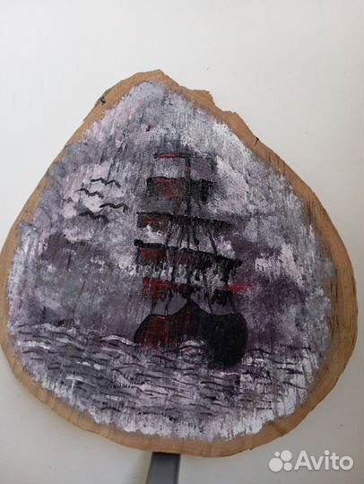 Картина на срезе дерева