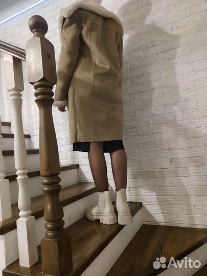 Дубленка женская 42 zara