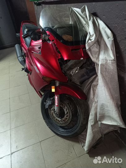 Honda CBR 1000F