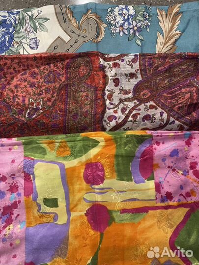 Палантины, шарфы, платки (цены в тексте)