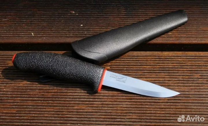 Нож шведский 