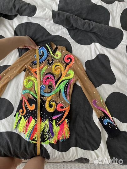 Продается купальник для художественной гимнастики