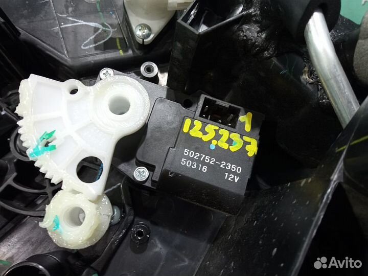 Сервопривод отопителя Mitsubishi Pajero Sport