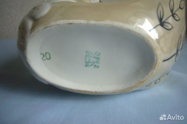 Фарфоровый штоф 