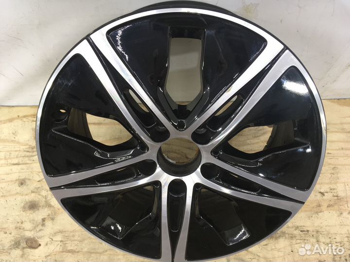 Диск литой R17 Mercedes-Benz C W205