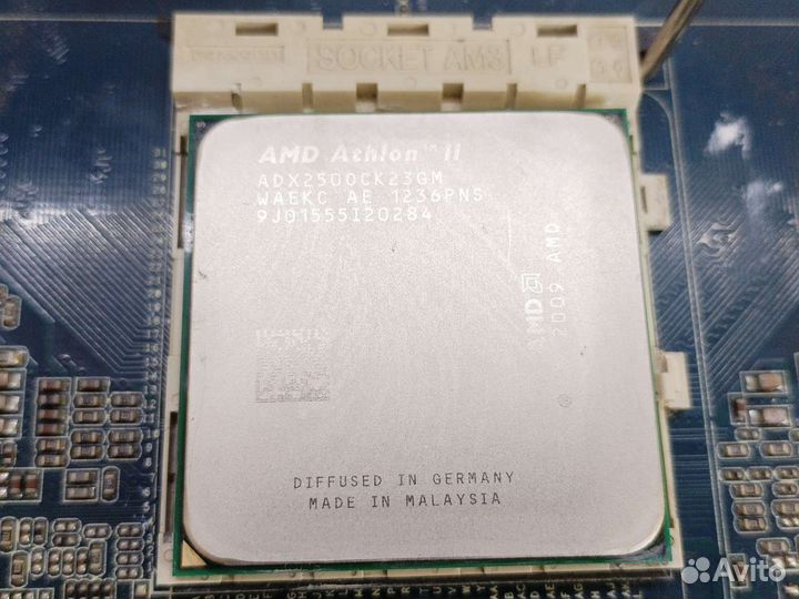 Процессор AMD Athlon II X2 250 для Socket AM3