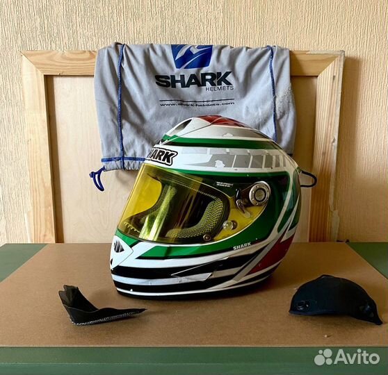 Мотоциклетный шлем Shark