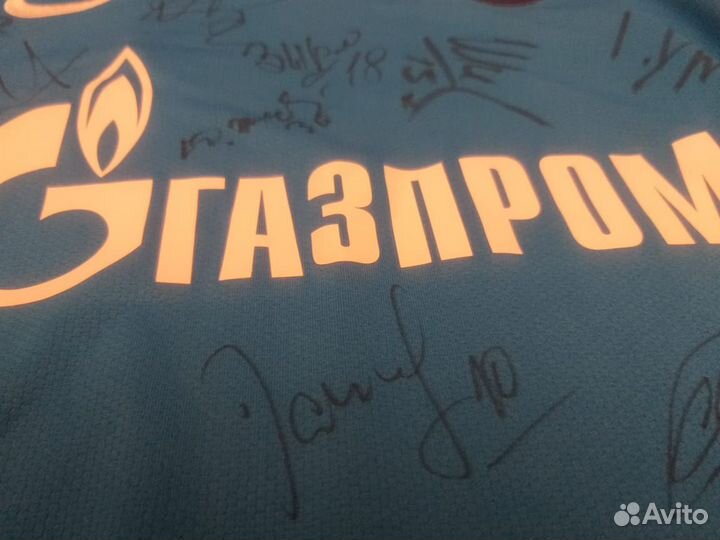 Чемпионская Футболка Зенит с автографами 2010