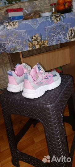 Кроссовки для девочки 31 размер