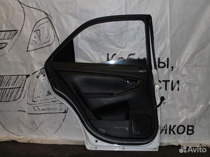 Дверь задняя левая Тойота Краун GRS182 светл А808