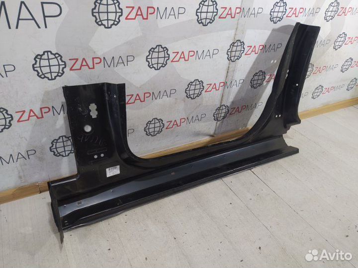 Обшивка порога правая Audi A4 B8 2016