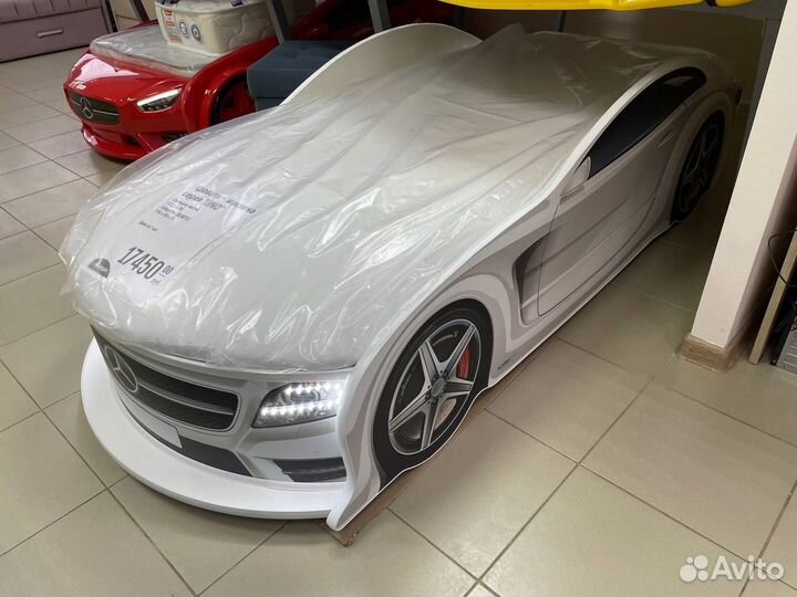 Детская кровать машина 