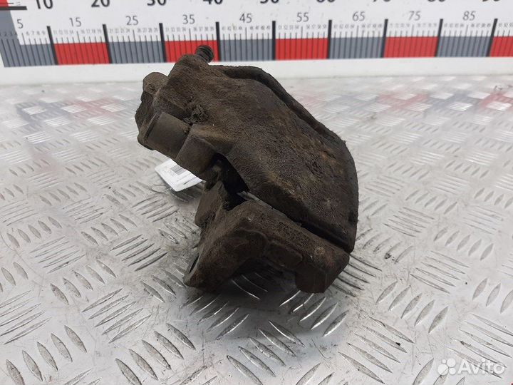 Суппорт передний правый для Audi A4 B6 8E0615124A