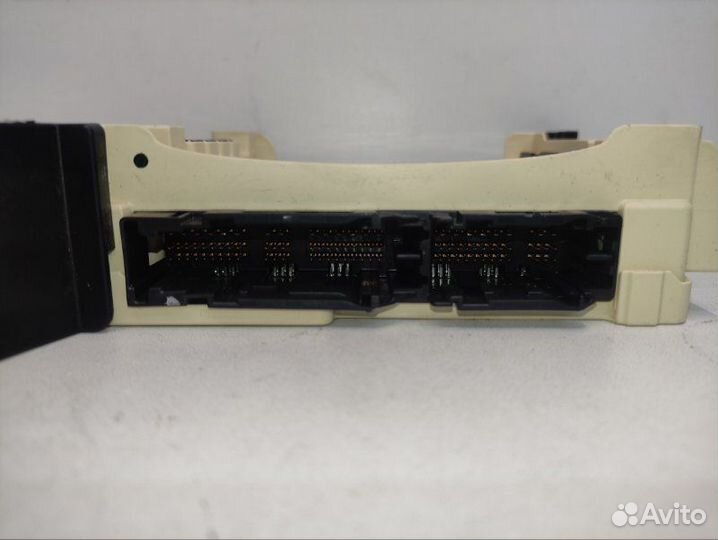 Блок управления Toyota Tundra 5.7 2019
