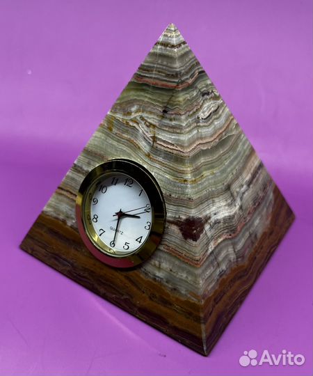 Настольные часы. Пирамида Хеопса