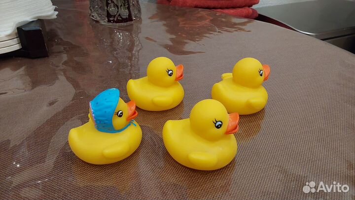 Уточки набор резина 4 шт 1999 год